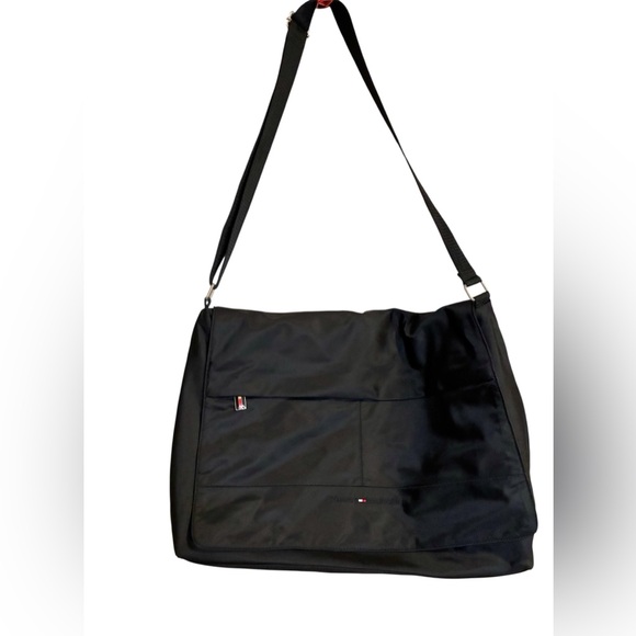 Tommy Hilfiger Black Nylon Messenger Bag 16x12 Laptop Satchel Crossbody Shoulder - Picture 1 of 9